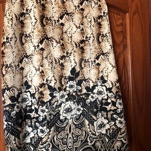 White House Black Market Gorgeous Pencil Skirt